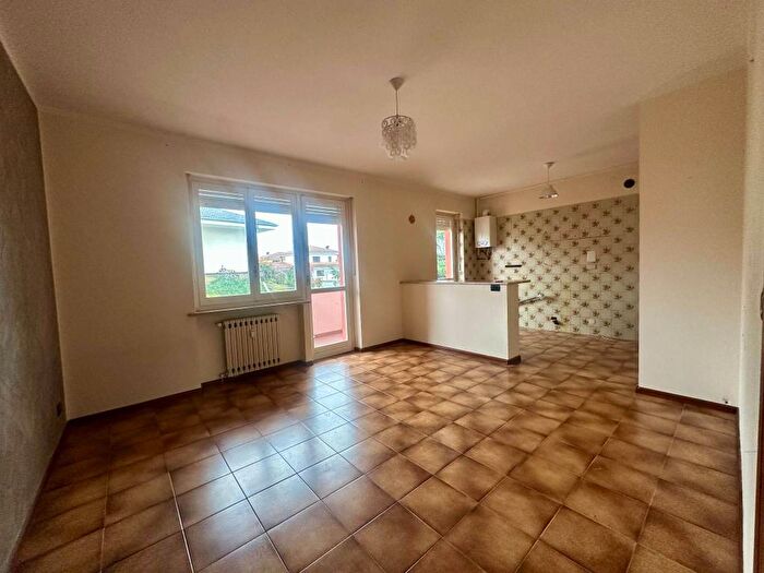 Appartamento trilocale in affitto in Via Cernaia, Centro, Savigliano