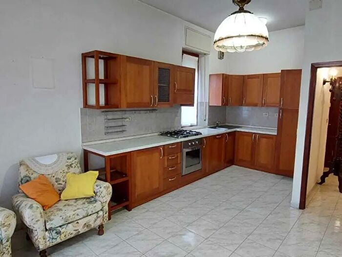 Appartamento con 5 locali in vendita in Via Lauretana, Asciano