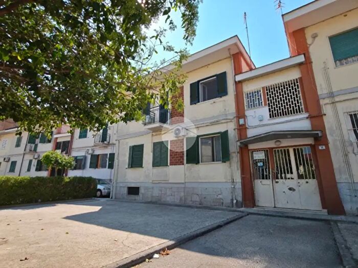 Appartamento trilocale in vendita in Viale Raffaello, Frattamaggiore