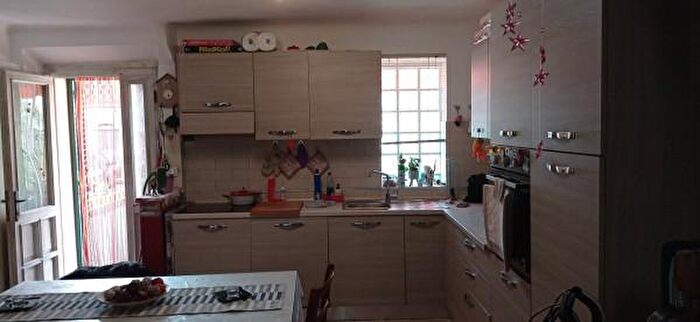 Casa quadrilocale in vendita in Via della Chiesa XXIV, Lucca