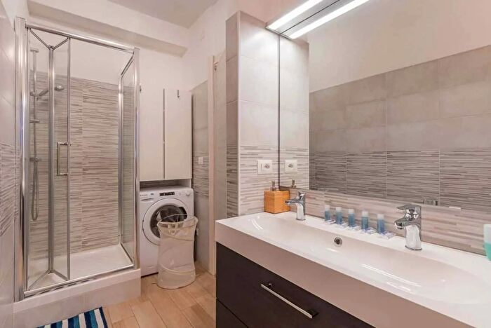 Appartamento monolocale in affitto in Via Alcuino, Milano