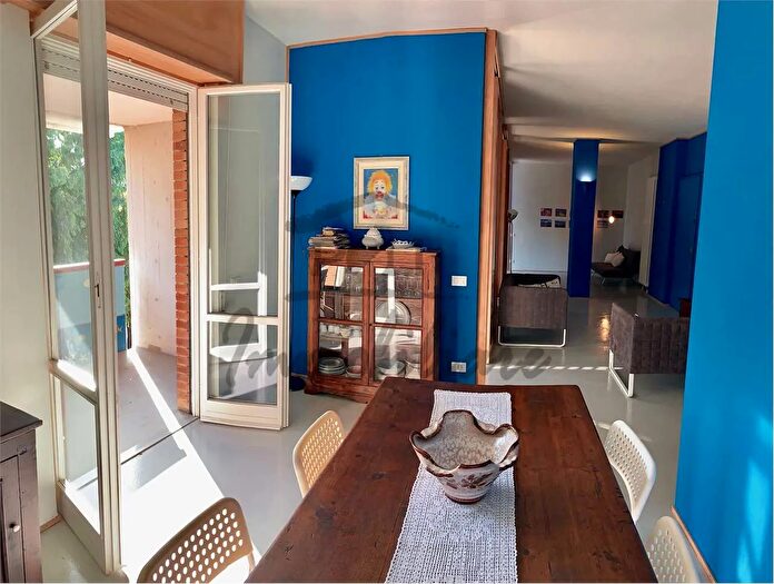 Appartamento quadrilocale in vendita in Luni