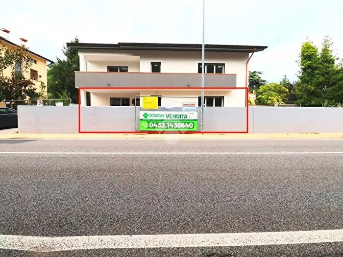 Appartamento quadrilocale in vendita in Viale Gemona, Cividale Del Friuli