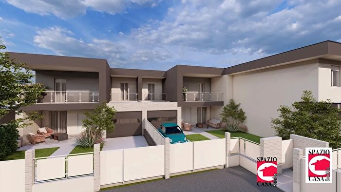 Case in Vendita e in Affitto - 3