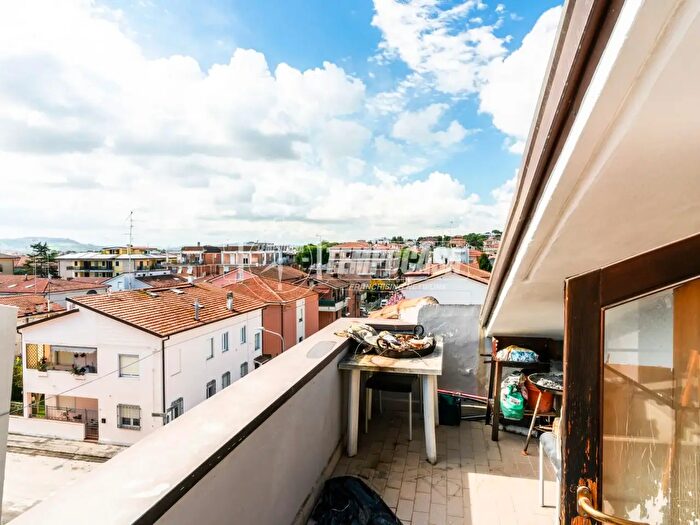 Appartamento trilocale in vendita in Via Vincenzo Monti, Civitanova Marche