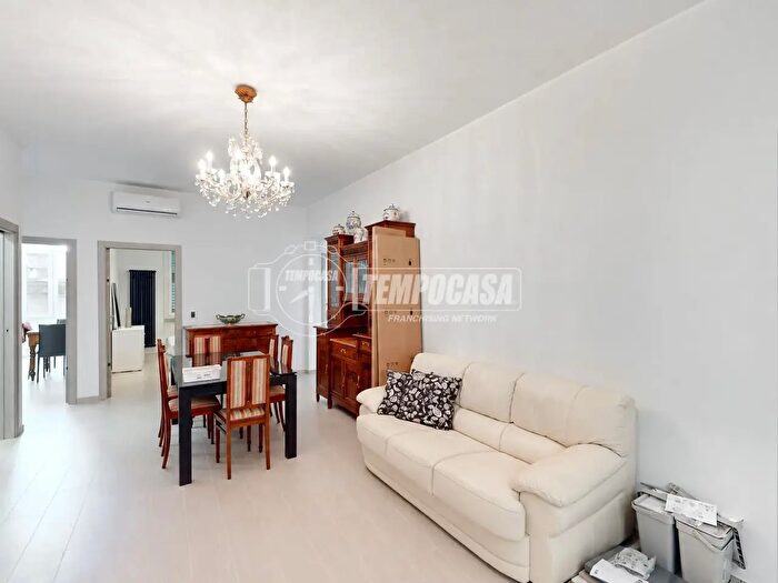 Appartamento quadrilocale in vendita in Via Palestro, Santa Margherita Ligure