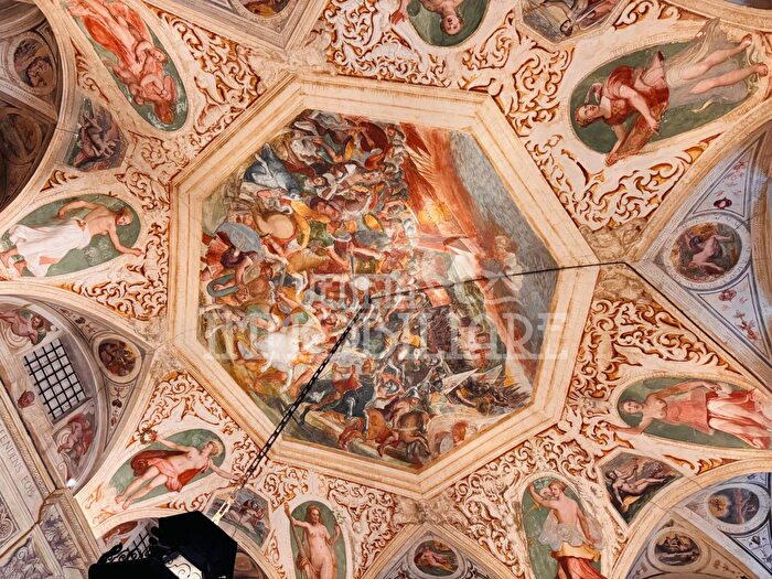 Appartamento bilocale in vendita in Via Garibaldi, Genova