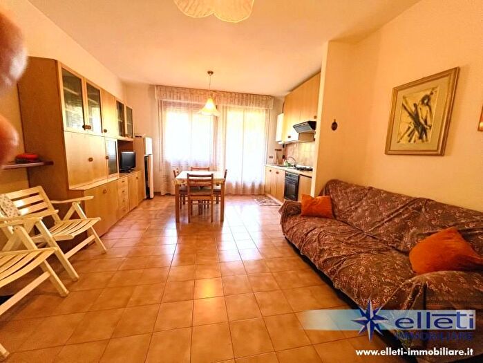 Appartamento trilocale in vendita in Massa