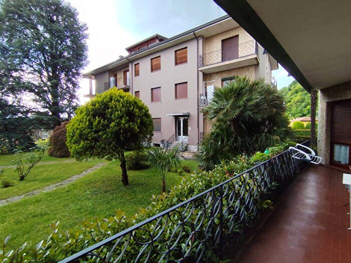 Appartamento bilocale in affitto in Centro, Arona