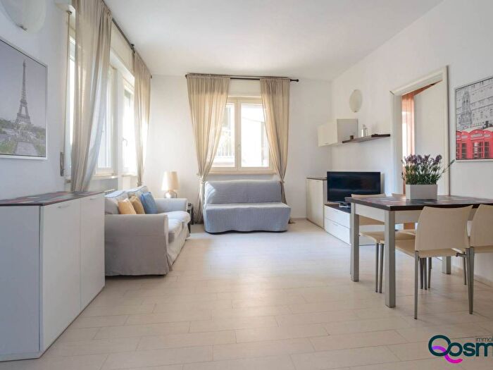 Appartamento bilocale in affitto in Via Correggio, De Angeli, Milano