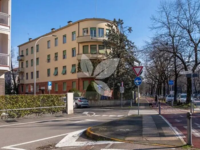 Appartamento quadrilocale in vendita in Parma