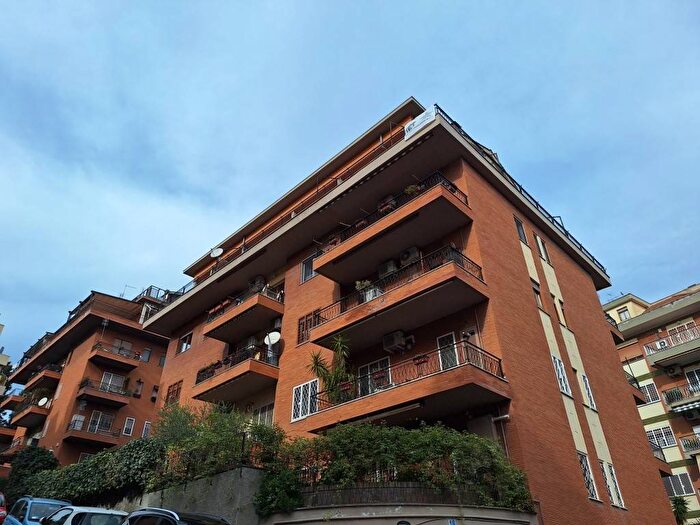 Appartamento trilocale in affitto in Via Salvatore dAmelio, Baldo degli Ubaldi, Roma