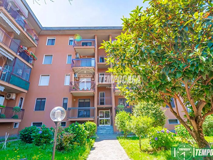 Appartamento trilocale in vendita in Via Don Carlo Gnocchi, San Zenone Al Lambro