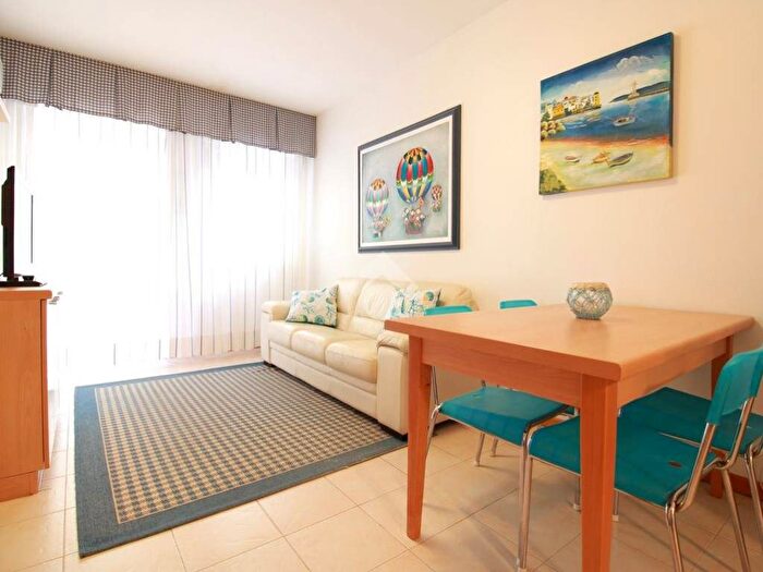 Appartamento trilocale in affitto in Via Giuseppe Verdi, Lido Ovest Faro, Jesolo