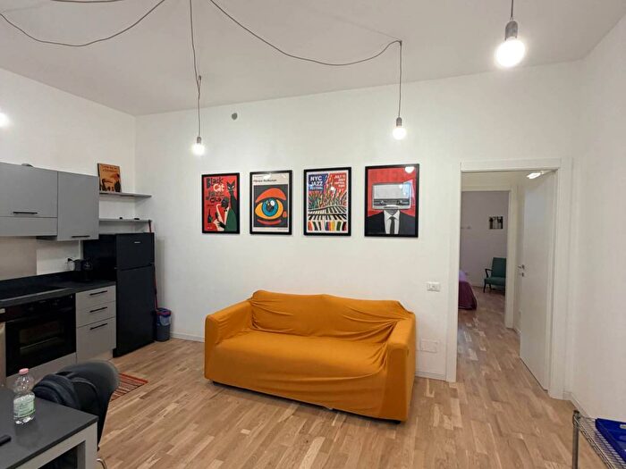 Appartamento bilocale in affitto in Via Ambrogio Binda, Barona, Milano
