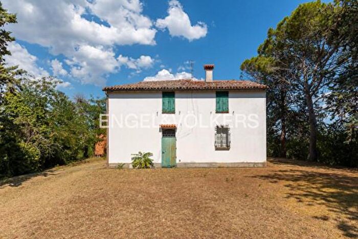 Casa con 6 locali in vendita in Via Rio Quinto, Brisighella