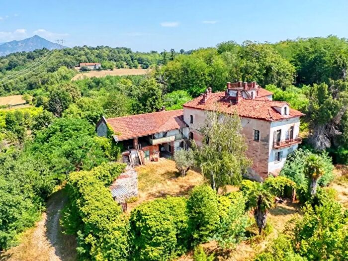 Casa quadrilocale in vendita in Strada Camporosso, Villarbasse