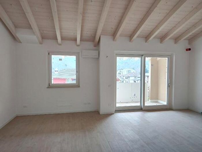 Appartamento trilocale in vendita in Edolo