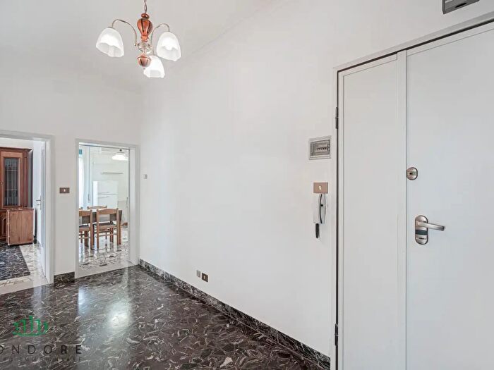Appartamento quadrilocale in vendita in Via Giuseppe Dagnini, Bologna