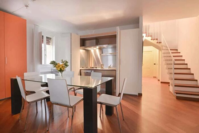 Appartamento in affitto in Via delle Moline, Bologna