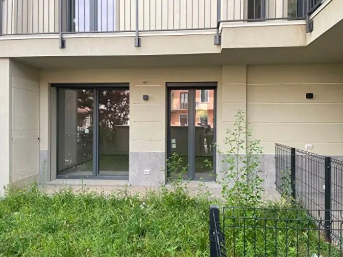 Appartamento trilocale in vendita in Via Giuseppe Garibaldi, Giussano