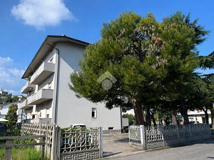 Appartamento trilocale in vendita in Via Michetti, Giulianova