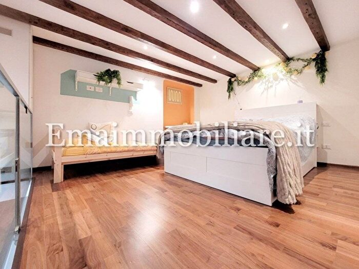 Appartamento bilocale in affitto in Via Evangelista Torricelli, Ascanio Sforza, Milano