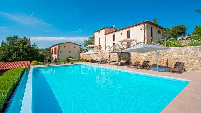 Casa con 6 locali in vendita in Via San Francesco, Palaia