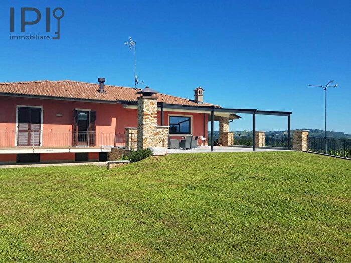 Casa con 5 locali in vendita in Strada Bordino, Carru'