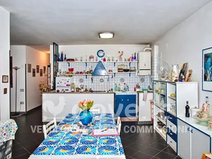 Casa con 5 locali in vendita in Via Corrado Spaziani, Castel Ritaldi