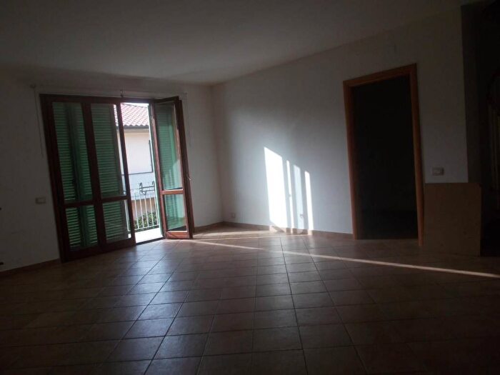 Appartamento quadrilocale in affitto in Via Traversa Livornese, Centro, Ponsacco