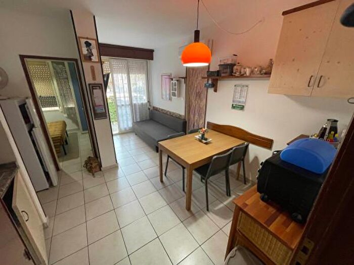 Appartamento trilocale in vendita in Via Silvio Pellico, Comacchio