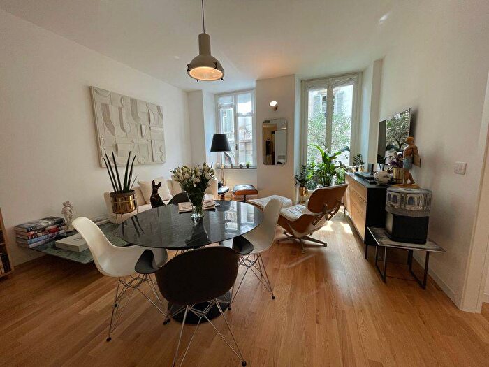 Appartamento bilocale in affitto in Via Senato, Palestro, Milano