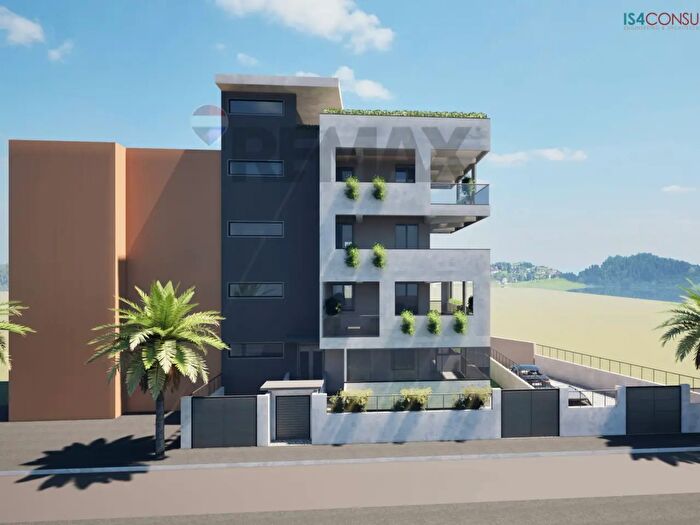 Appartamento trilocale in vendita in Contrada Fondaco Pagliara Snc, Milazzo