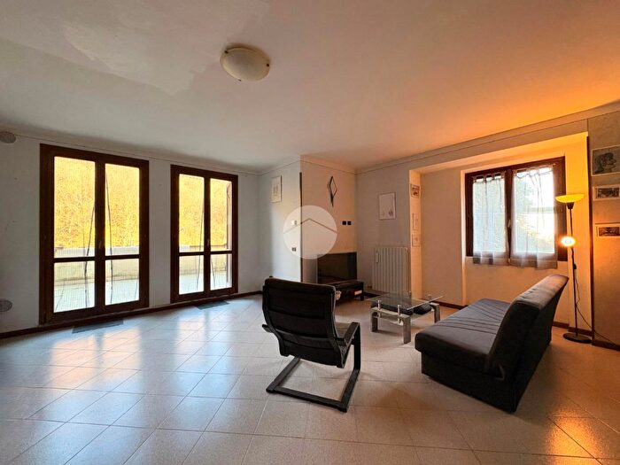 Appartamento quadrilocale in vendita in Via Carrebbio, Gussago