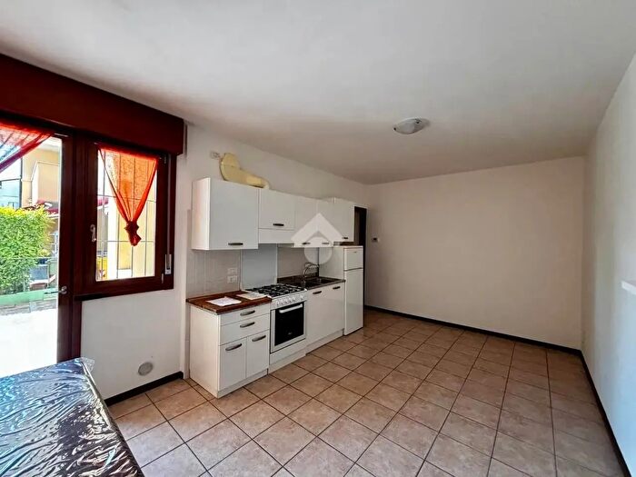 Appartamento bilocale in vendita in Via dello Stadio, Santa Lucia Di Piave