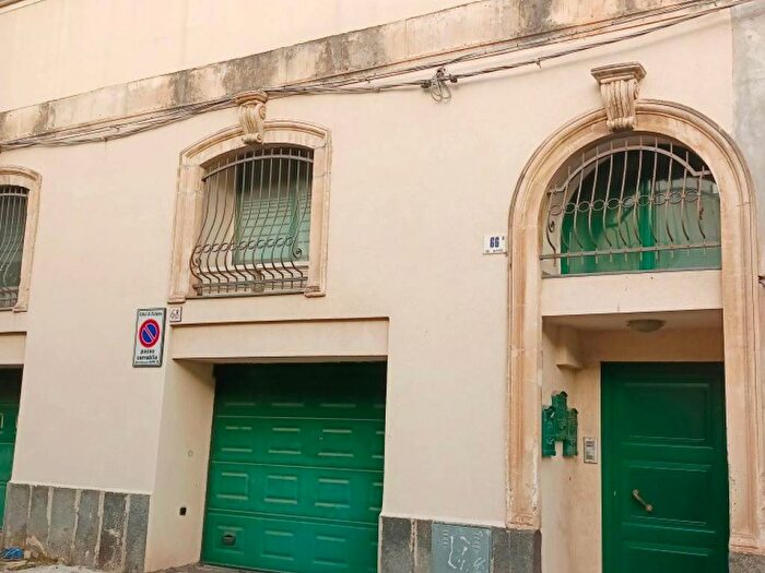 Appartamento bilocale in affitto in Via Cavaliere, Province Veneto, Catania