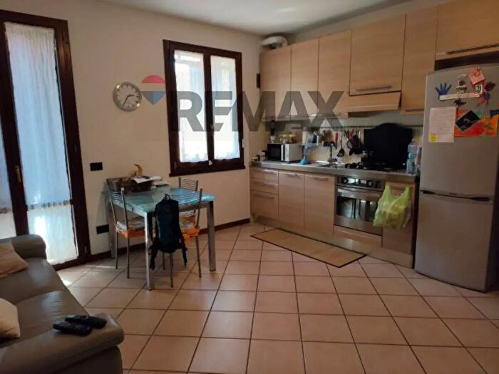 Appartamento quadrilocale in vendita in Via Buttifredo, Ferrara