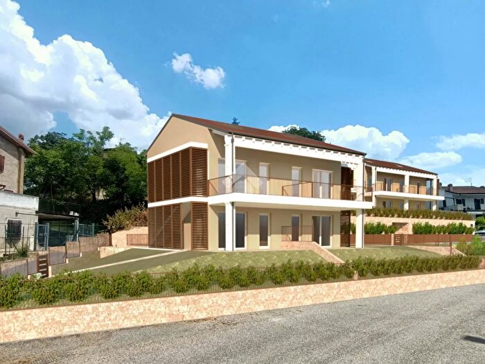 Appartamento trilocale in vendita in Via º Maggio, Affi