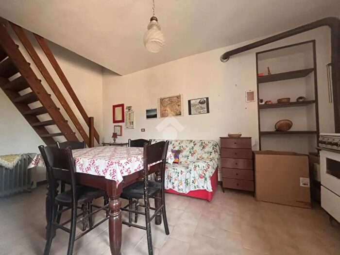 Casa bilocale in vendita in Via Scaldasole, Pieve Albignola