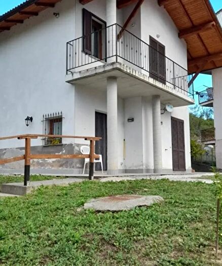 Casa in vendita in Saliceto Cuneo Piemonte Italia, Saliceto