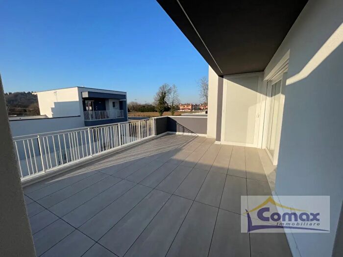 Appartamento quadrilocale in vendita in Via Andrea Previtali, Abano Terme