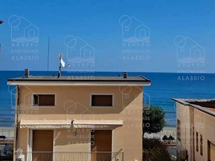 Appartamento bilocale in vendita in Via Miramare, Laigueglia
