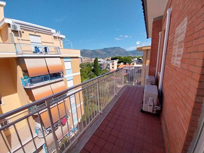 Appartamento quadrilocale in affitto in Viale Europa, Lungomare Circe Via Badino, Terracina