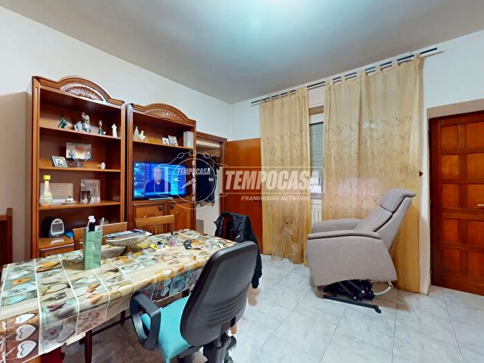 Appartamento trilocale in vendita in Piazza Fiume, Lentate Sul Seveso