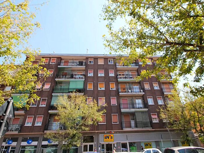 Appartamento bilocale in vendita in Via Liberazione, Legnano