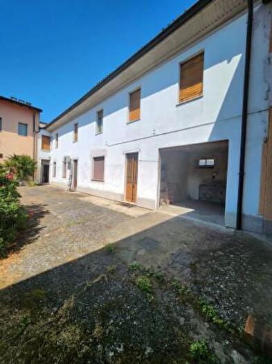 Casa con 5 locali in vendita in Via Cardinale Maffi, Corteolona e Genzone