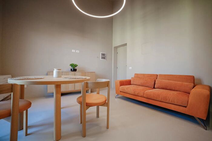 Appartamento bilocale in vendita in Via Enrico Forlanini, Firenze