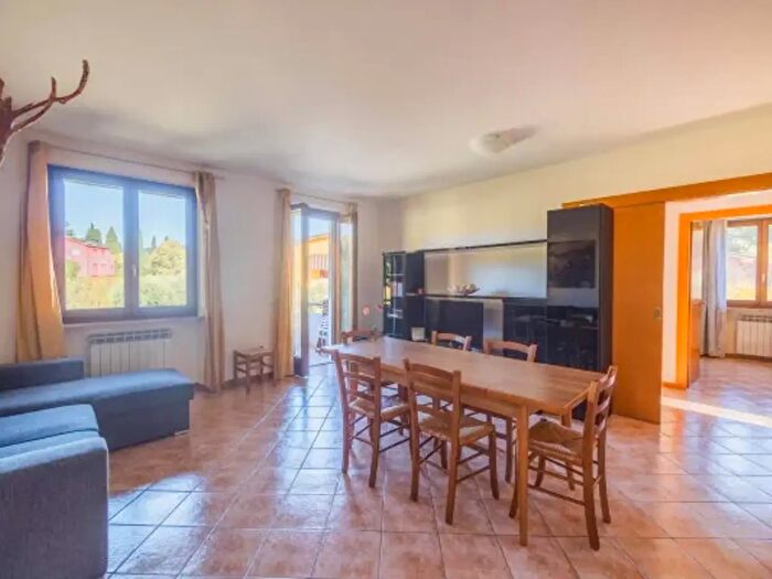 Appartamento trilocale in vendita in Via Montesin, Lazise