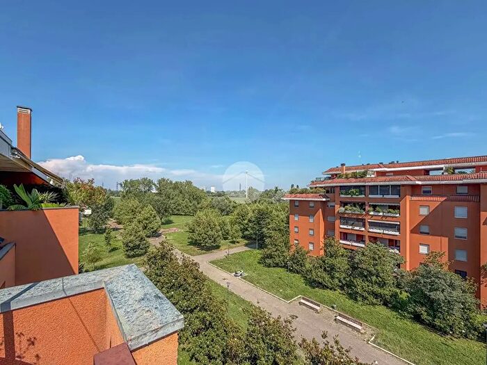 Appartamento quadrilocale in vendita in Via Nicola Romeo, Milano